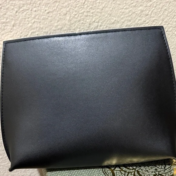Narciso Rodriguez New Black Leather Wristlet Clutch - Picture 4 of 4